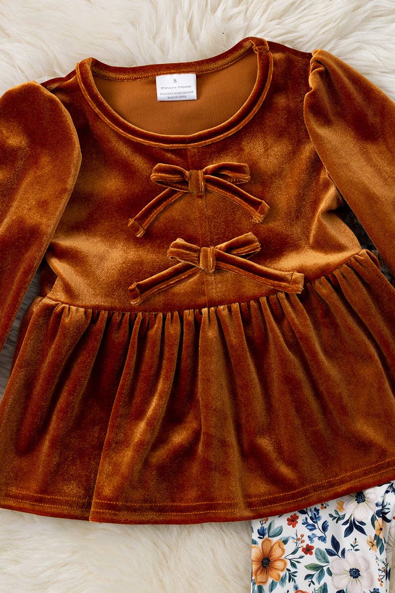 Velvet Fall Floral Outfit